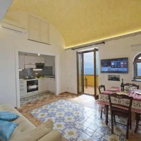 Sleeps 10 Air Con Wifi