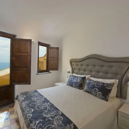 Vakantiehuis Sleeps 10 Air Con Wifi *